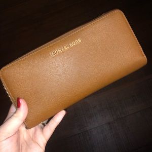 Brand New Brown Michael Kors Wallet!